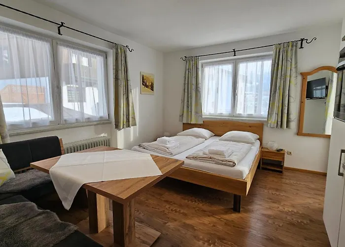 Roulette Apartments Und Zimmer Kirchberg