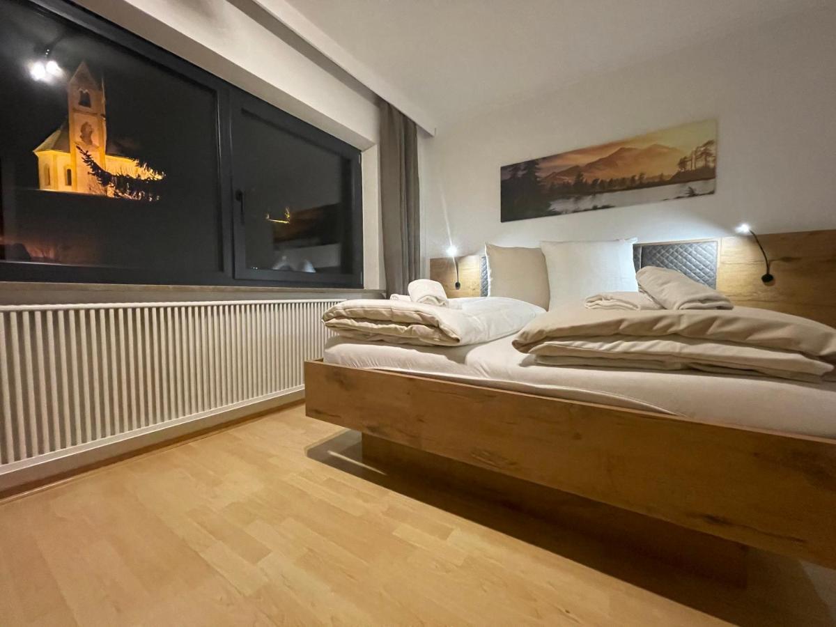 Roulette Und Zimmer Apartment Kirchberg in Tirol