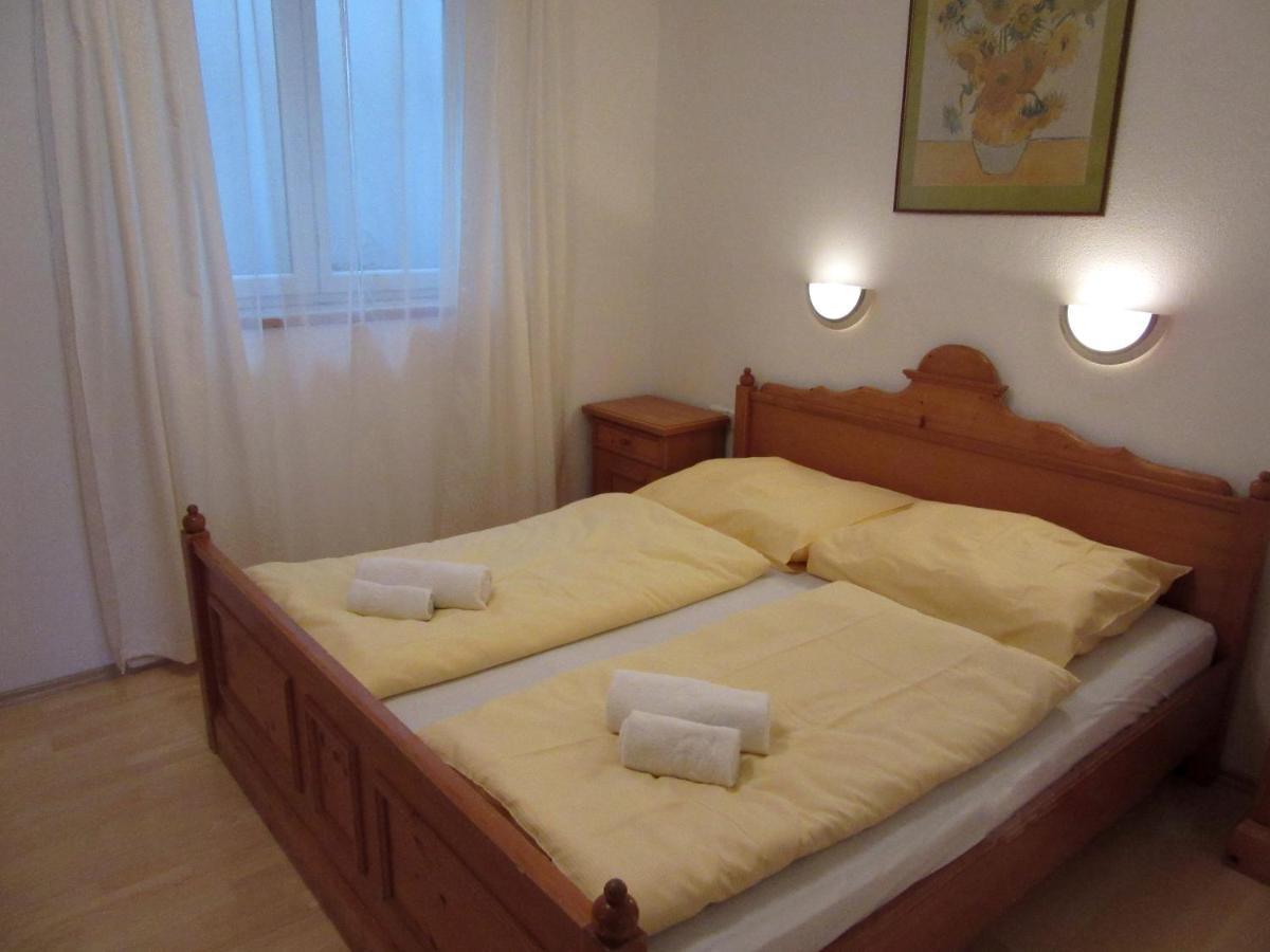 Roulette Und Zimmer Apartment *