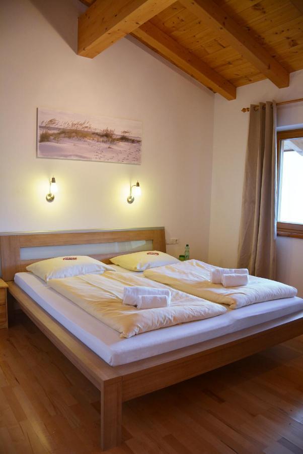 Roulette Und Zimmer Apartment