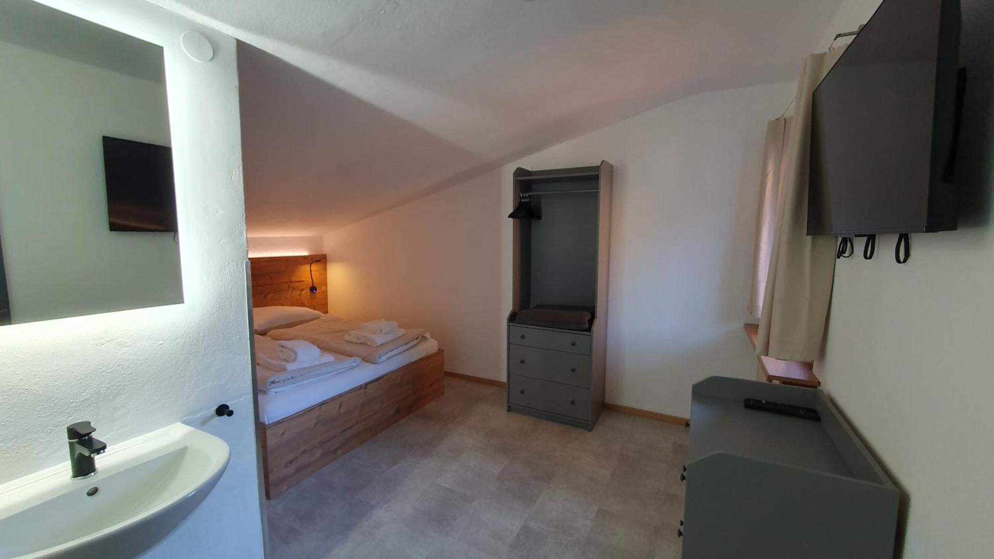Roulette Und Zimmer Apartment Kirchberg in Tirol