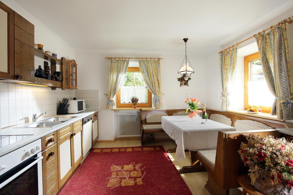 Apartment Roulette Und Zimmer *